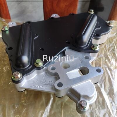 4133Y042 Perkins Engine Parts Oil Radiator/Assemblea più fresca per C7.1 C6.6